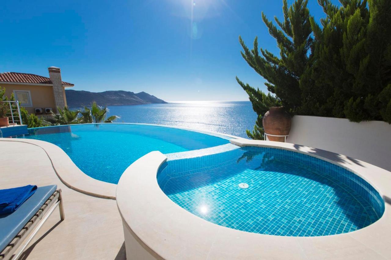 Iskenderun Villa Sleeps 10 With Pool And Air Con Yenikoy  Eksteriør bilde